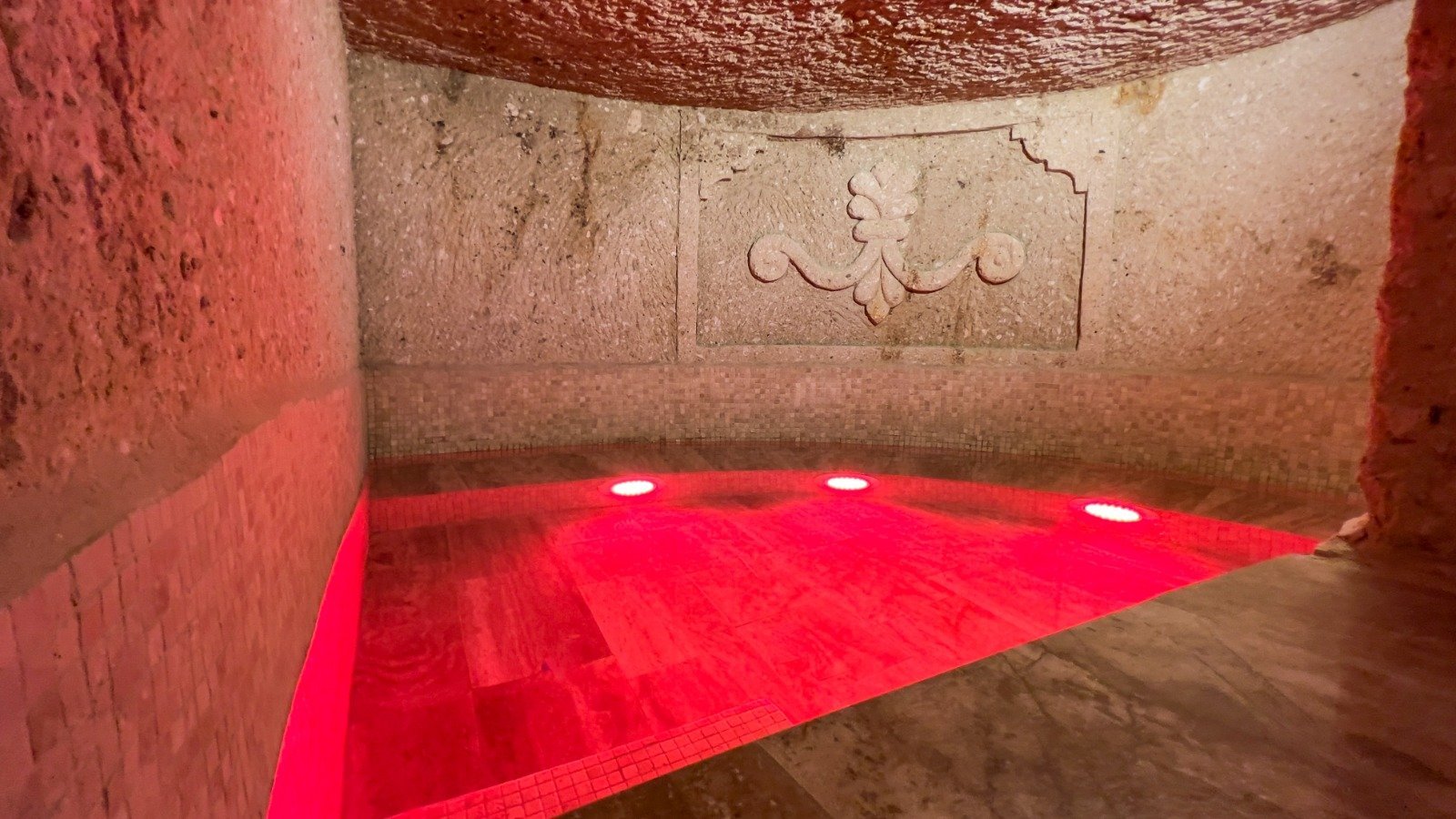 Özel Havuzlu Zuwinasa Suit