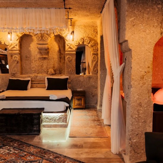 Özel Havuzlu Zuwinasa Suit