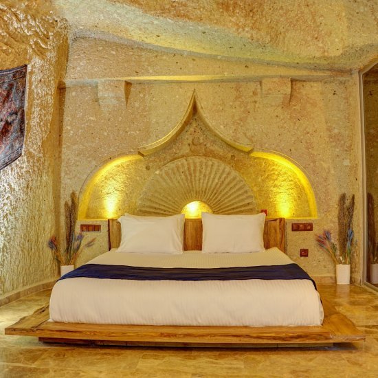 Pool Suite with Private Pool